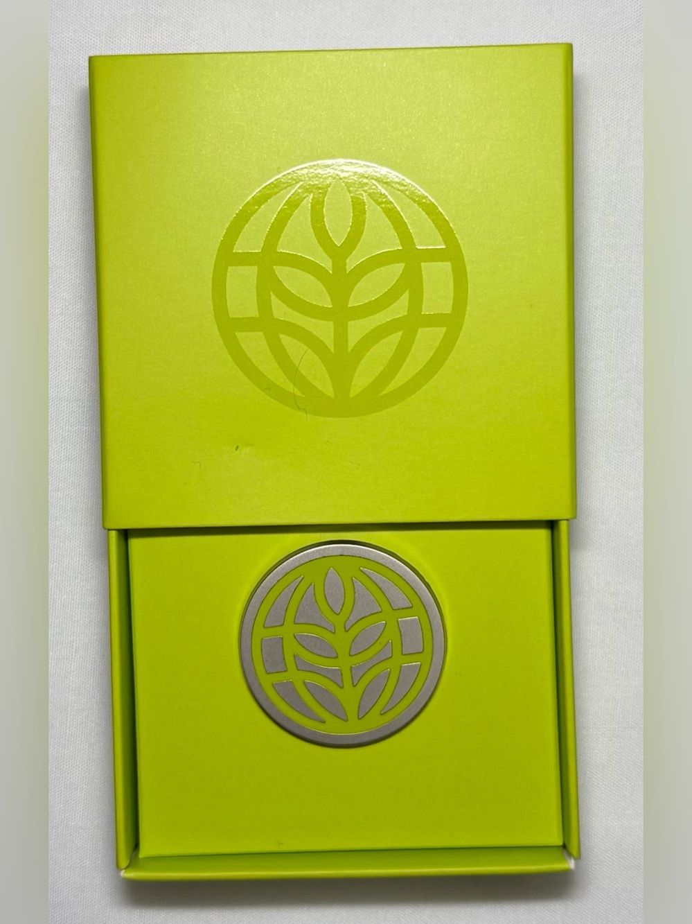 Walt Disney World EPCOT
Pavilion The Land Limited Edition 1200 Pin